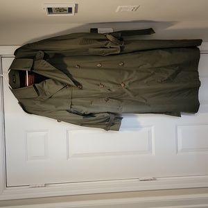Trench coat with wool lining